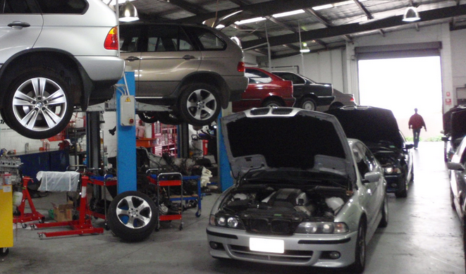Car service centers penalized for delays