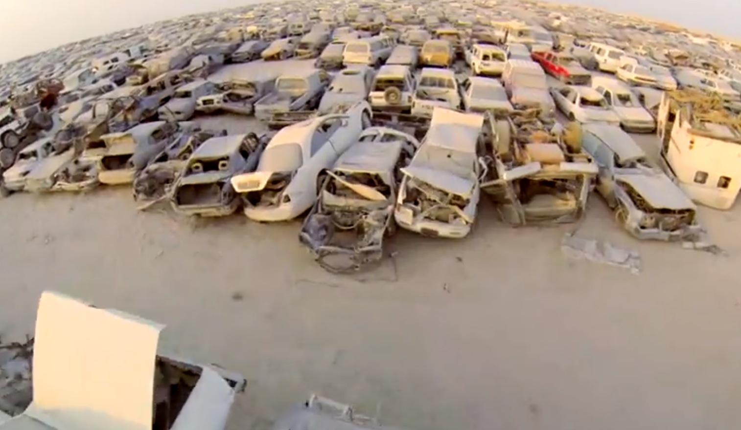 VIDEO: Huge wrecking yard in the middle of the desert