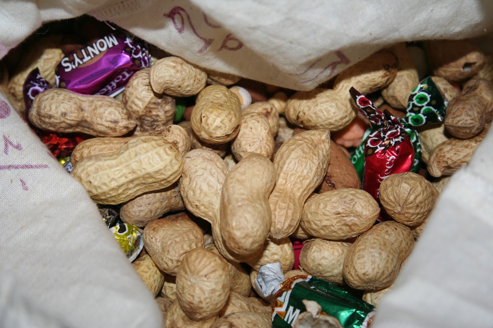 Garangao celebrations for children in Qatar