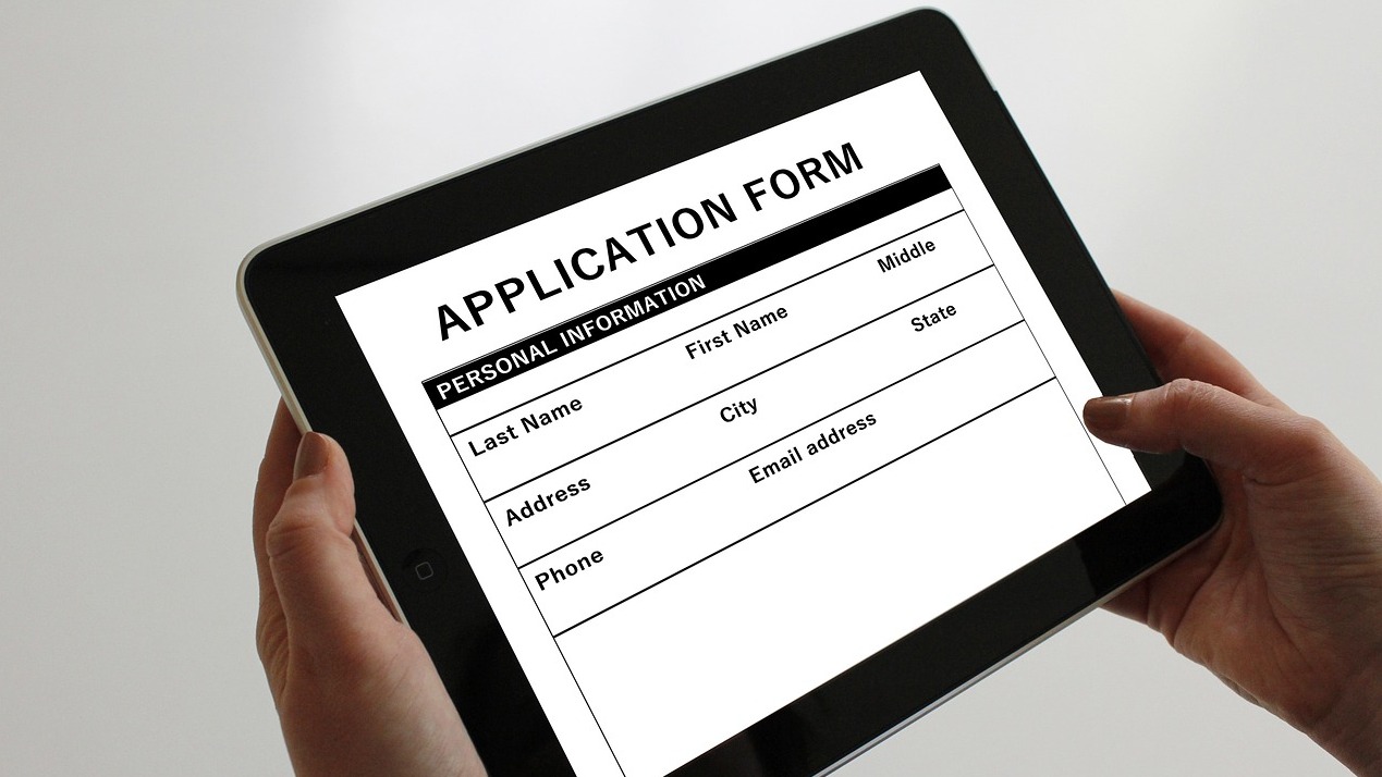 From now on, you can apply for a Police Clearance Certificate via Metrash2 app