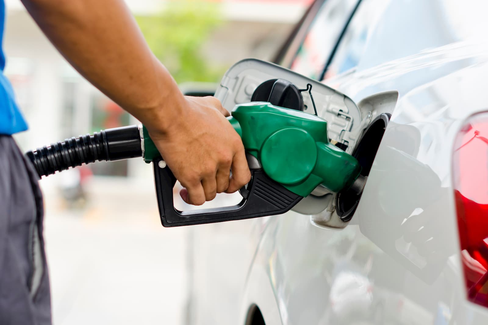 Qatar Petroleum announces fuel prices for October