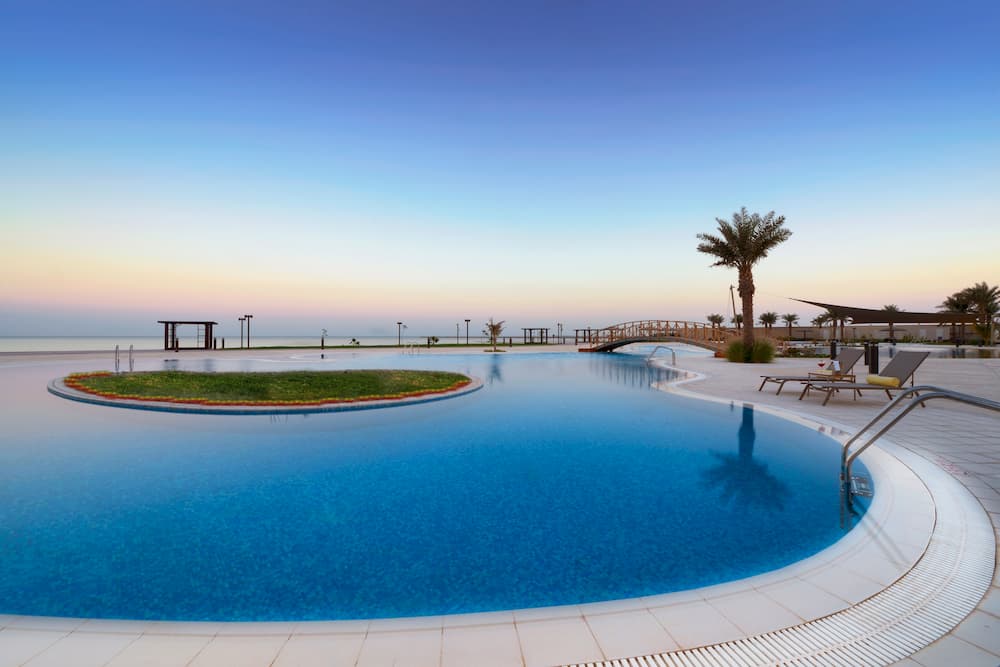 Discover the exotic world of leisure and luxury at Sealine Beach, a Murwab Resort