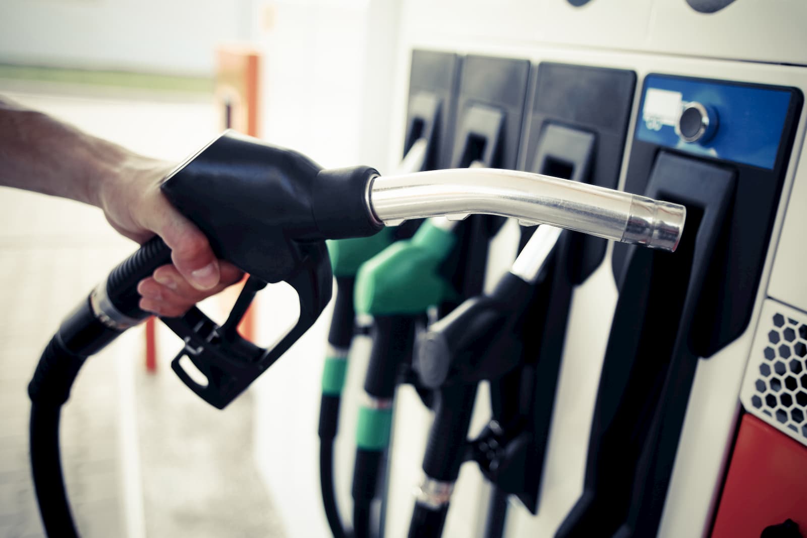 Qatar Petroleum announces fuel prices for December