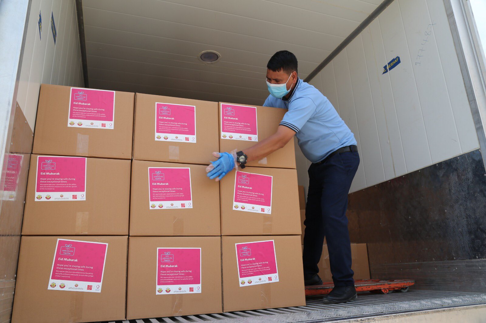 Qatar distributes 50,000 food kits to expat communities for Eid