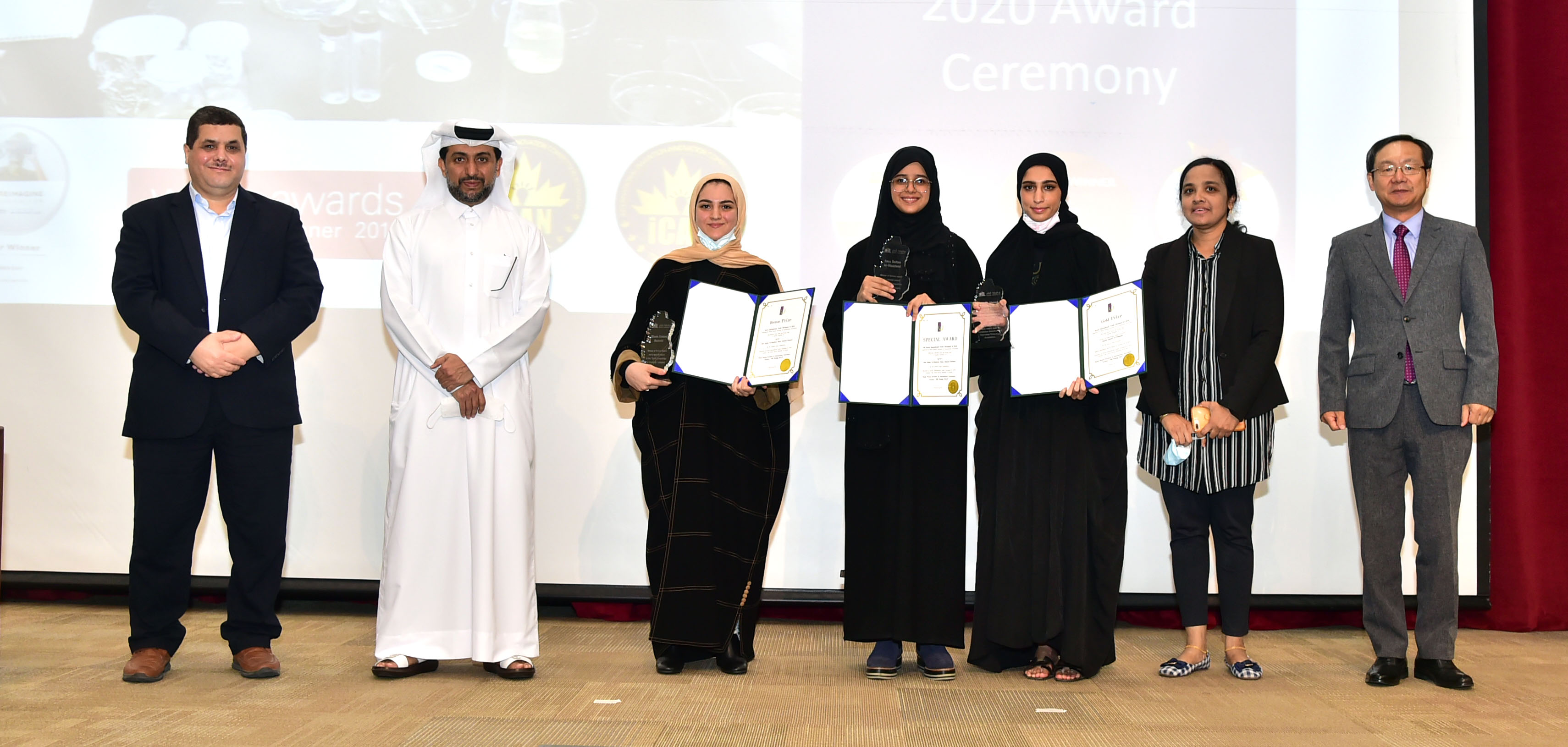 Qatar University honors winners of the FKIYO and AKHLAQUNA competition