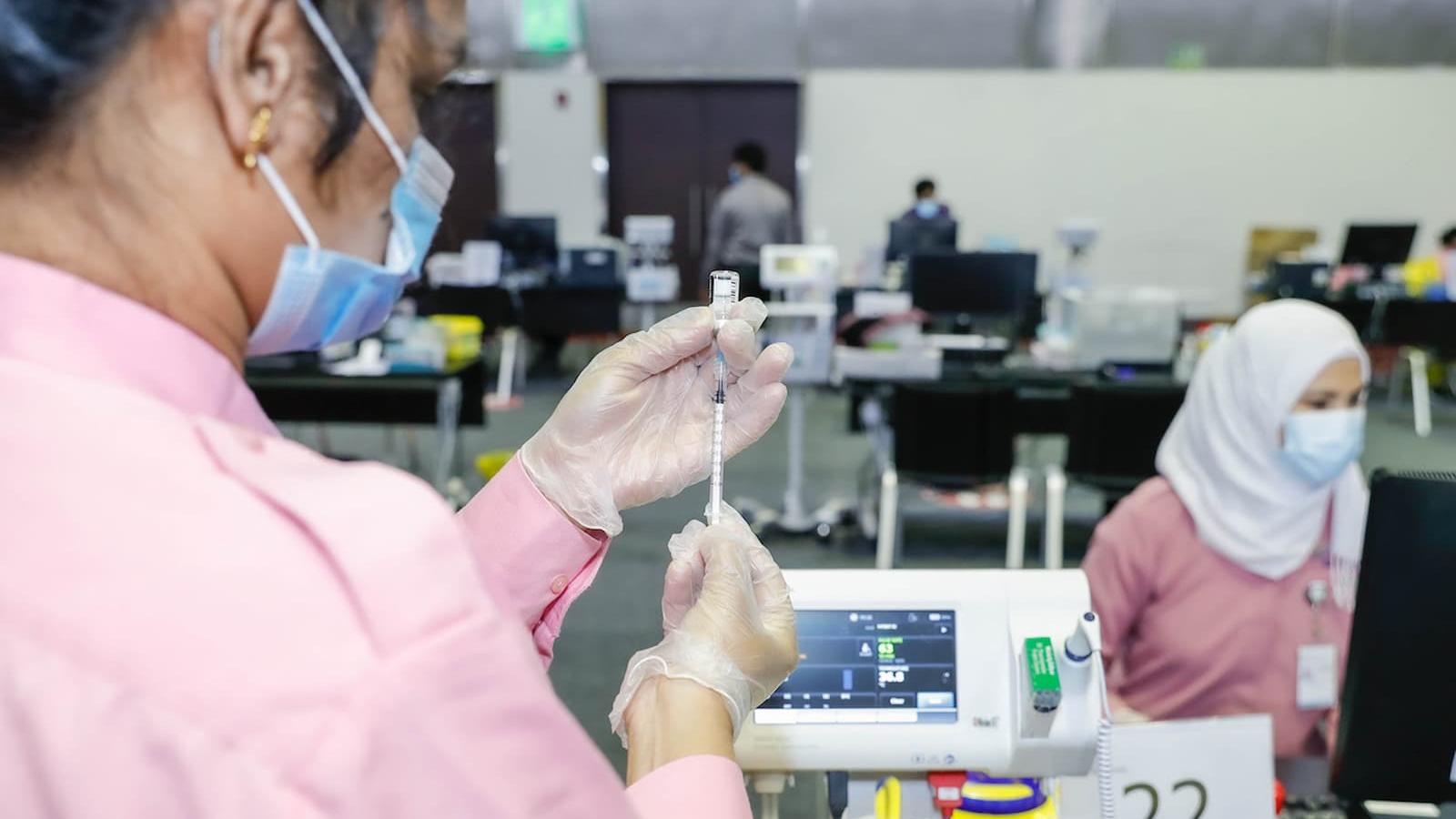 Moderna vaccine available in all 27 PHCC health centers, QNCC, and drive-through vaccination centers