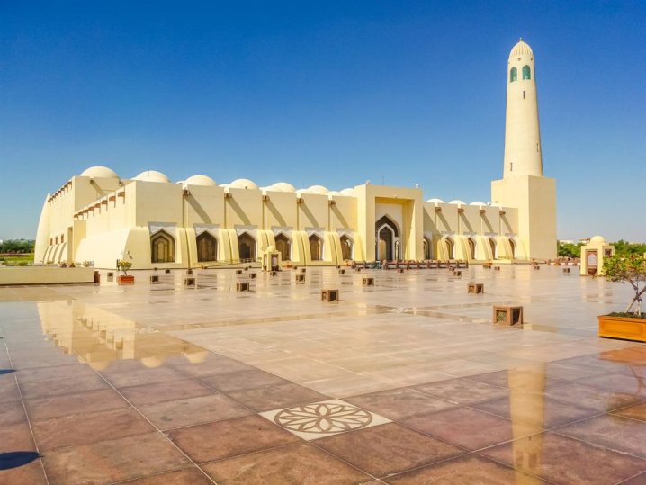 Mosque doors to open 20 minutes before the second call to prayer on Friday: MoE