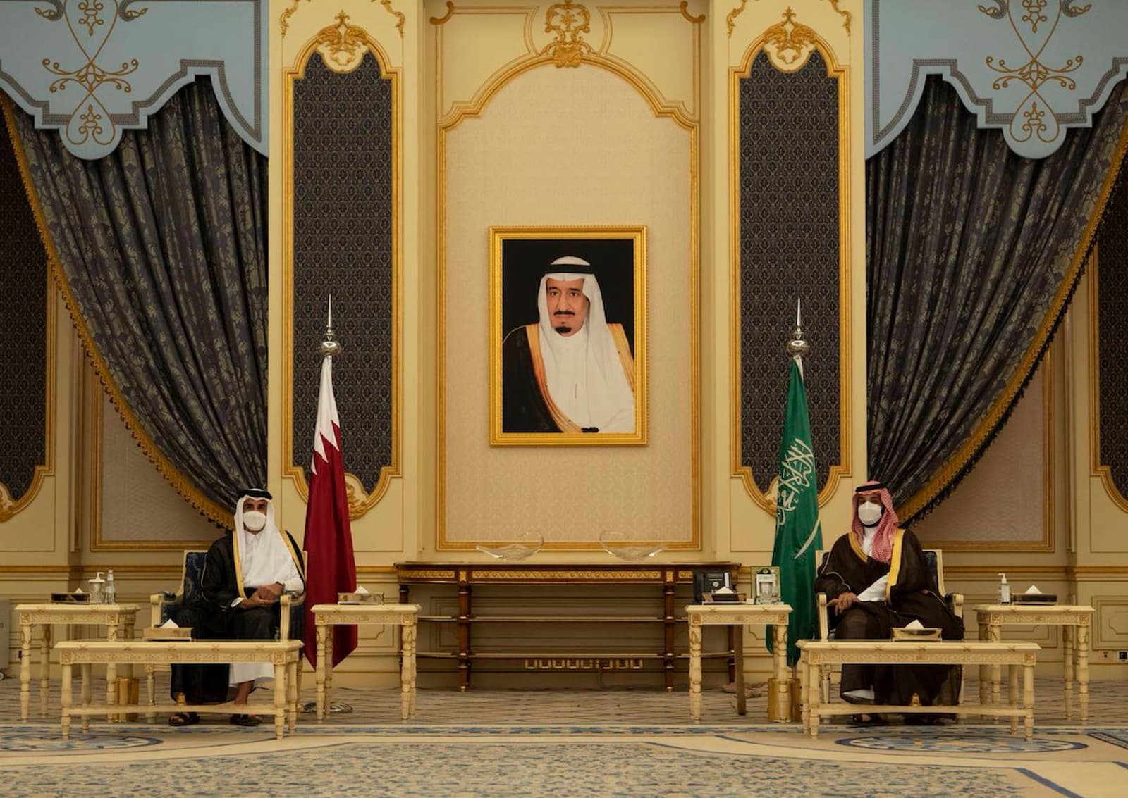 HH the Amir, Saudi Crown Prince hold talks in Jeddah