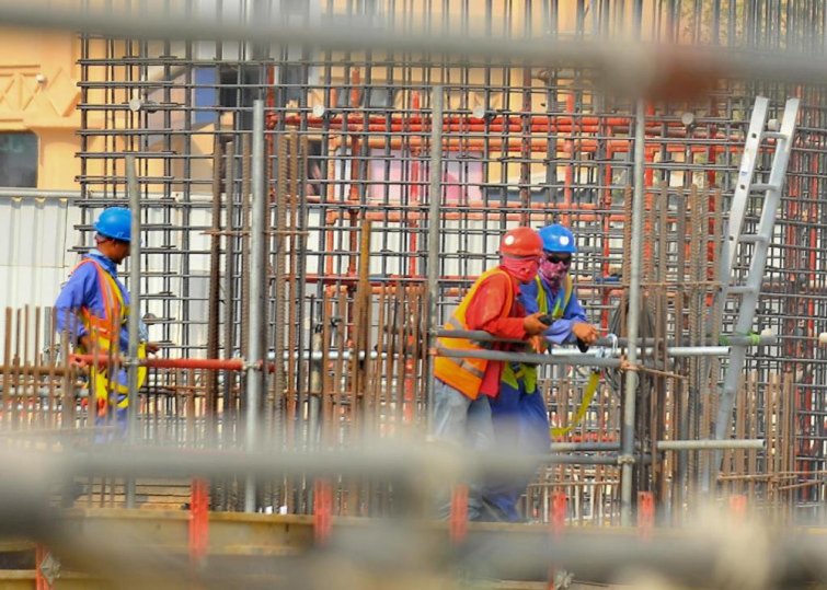 ADLSA announces non-working hours in open workplaces for this summer