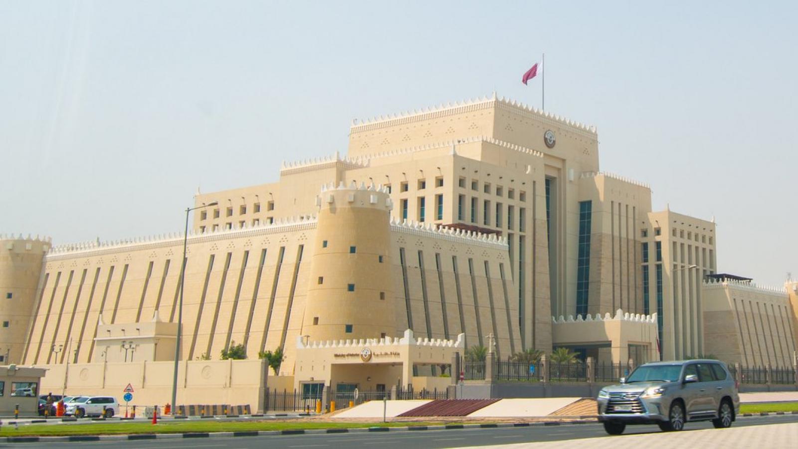 You will soon be able to apply for family and tourist entry visas: MOI