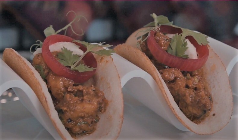 WATCH: Qalamkarri introduces South Indian Prawns Dosa dish