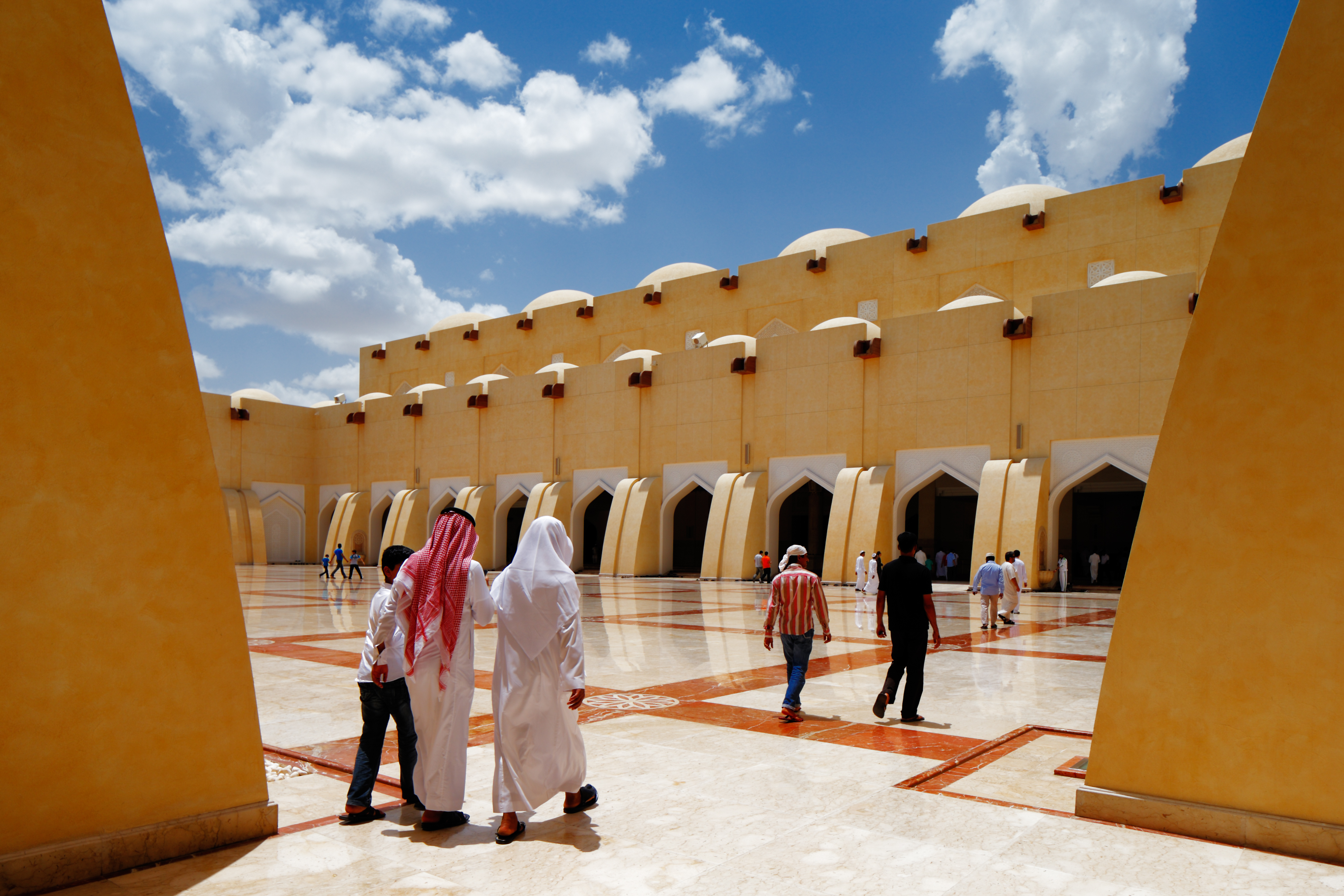 Ministry: Opening of all mosques, women’s prayer areas this Ramadan
