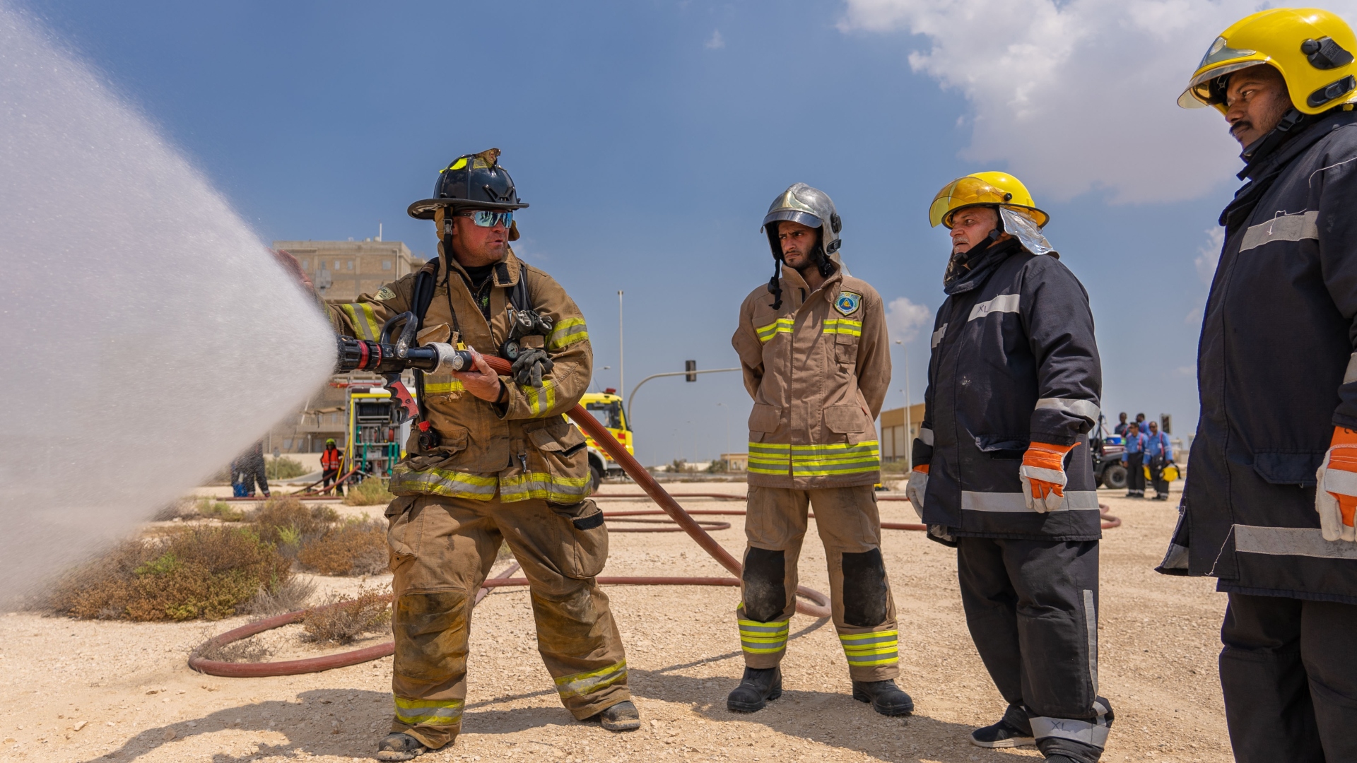 Mowasalat (Karwa) initiated the first ever training in Qatar on firefighting techniques 