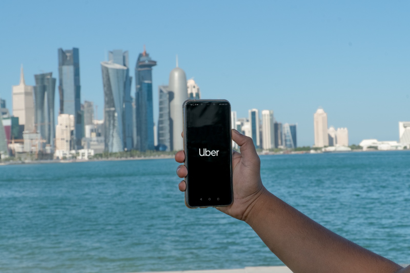 Qatar residents can now sign up on Uber App as drivers without registering with a limousine company