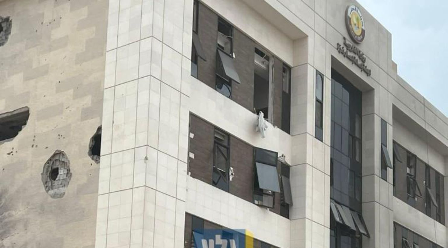 Israel army bombs headquarters of Qatar Committee for Reconstruction of Gaza