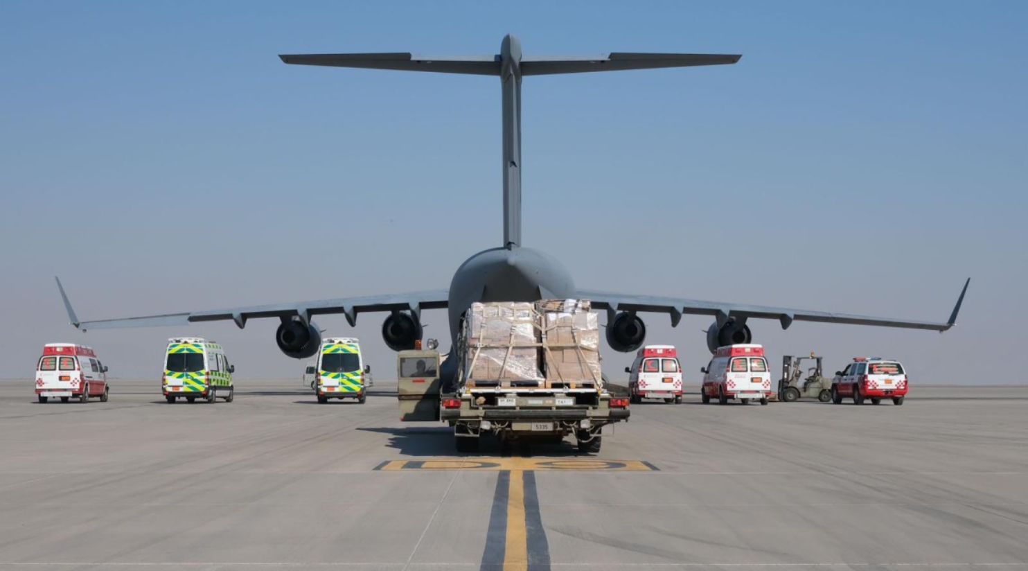 Qatari Armed Forces plane leaves for Al Arish with 24 tonnes of aid for Gaza