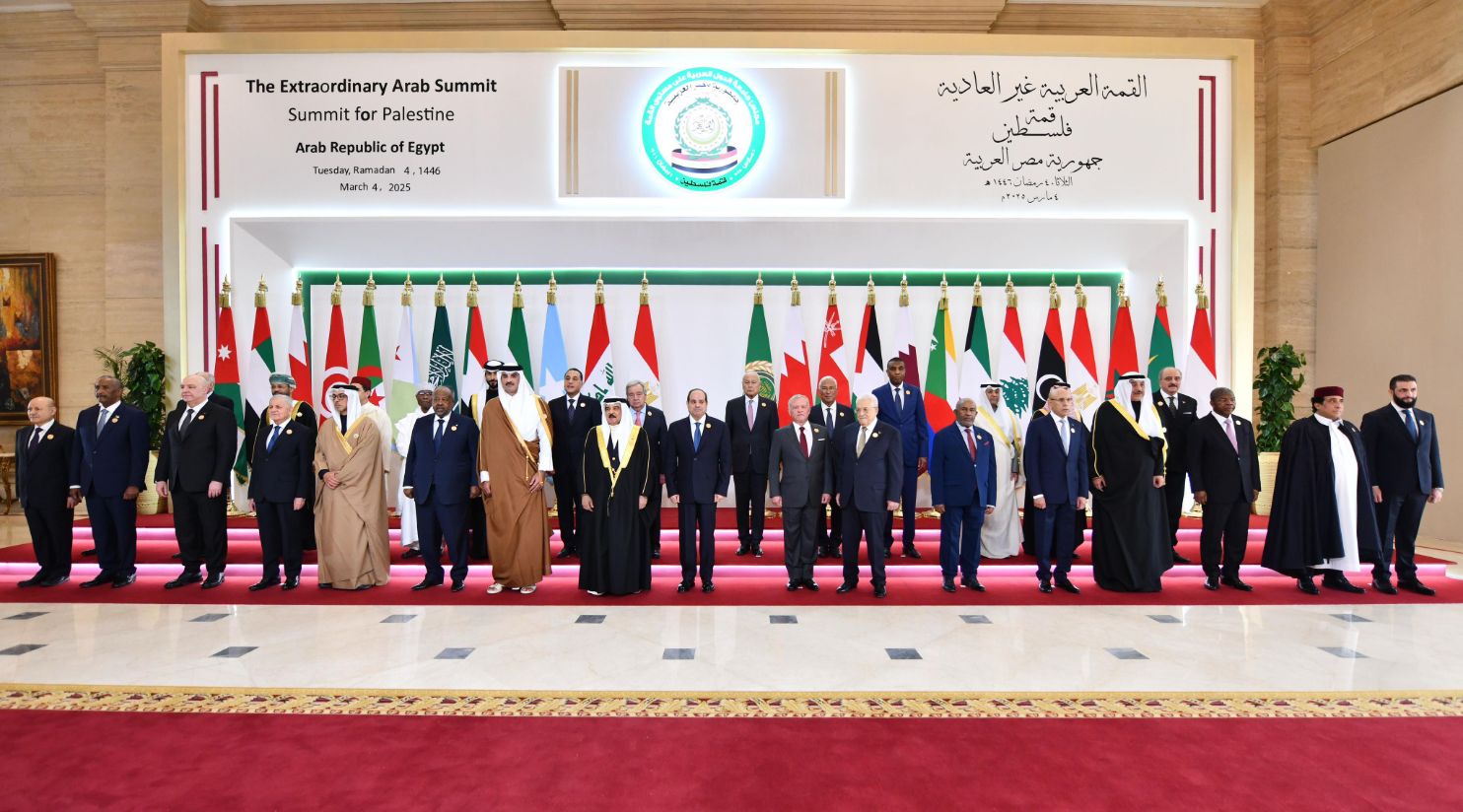 HH The Amir reiterates Palestinian state as basis for peace in Middle East