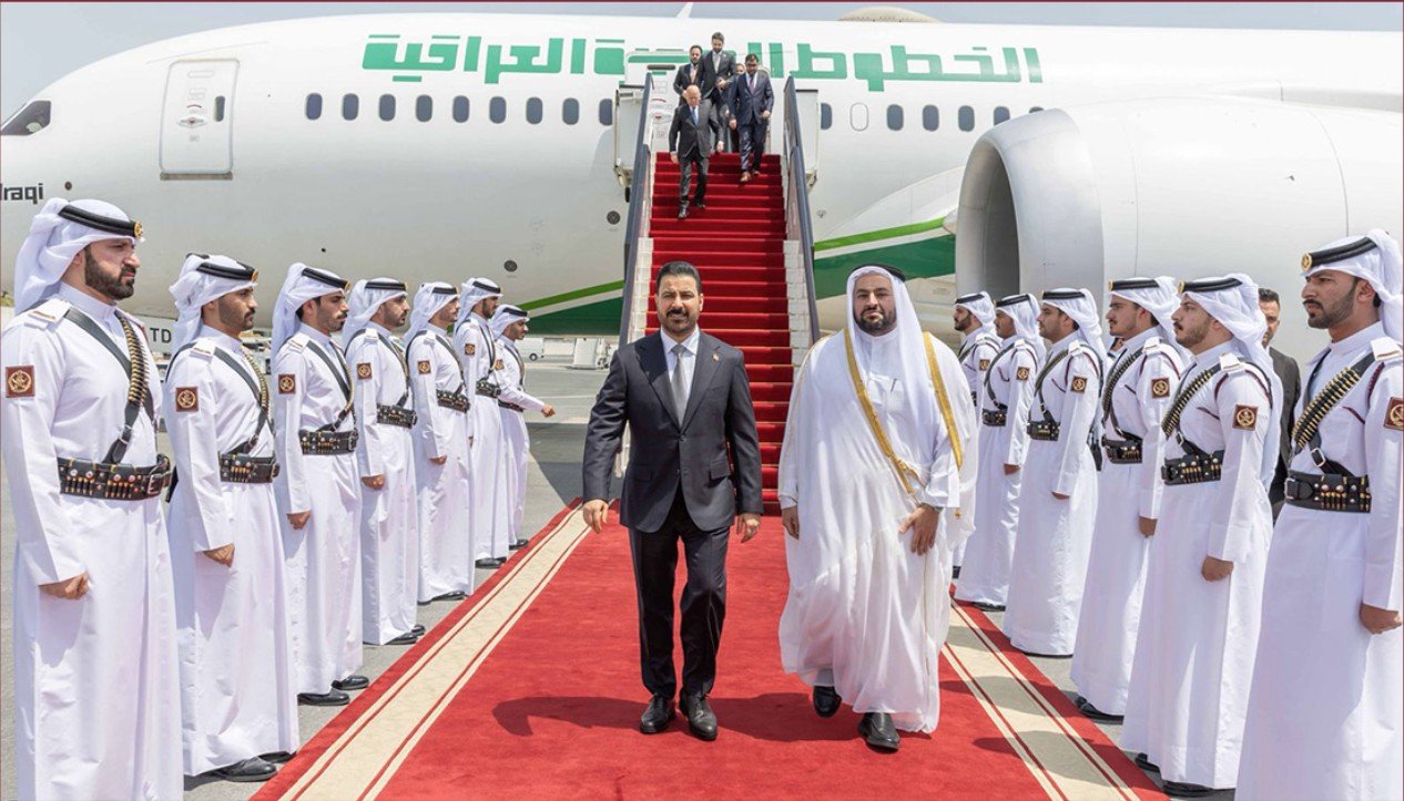 رئيس وزراء العراق علي الزيدي يصل إلى الدوحة في زيارة عمل