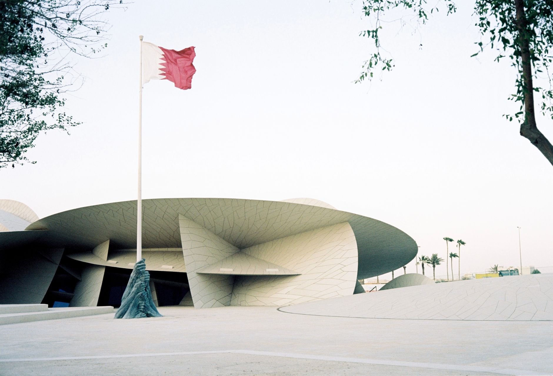 دليل التأشيرة عند الوصول والدخول بدون تأشيرة إلى قطر 2026