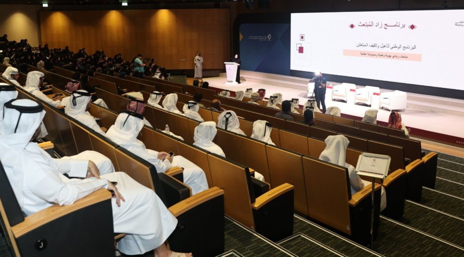 وزارة التعليم تطلق برنامجاً وطنياً لدعم وتمكين الطلاب المبتعثين