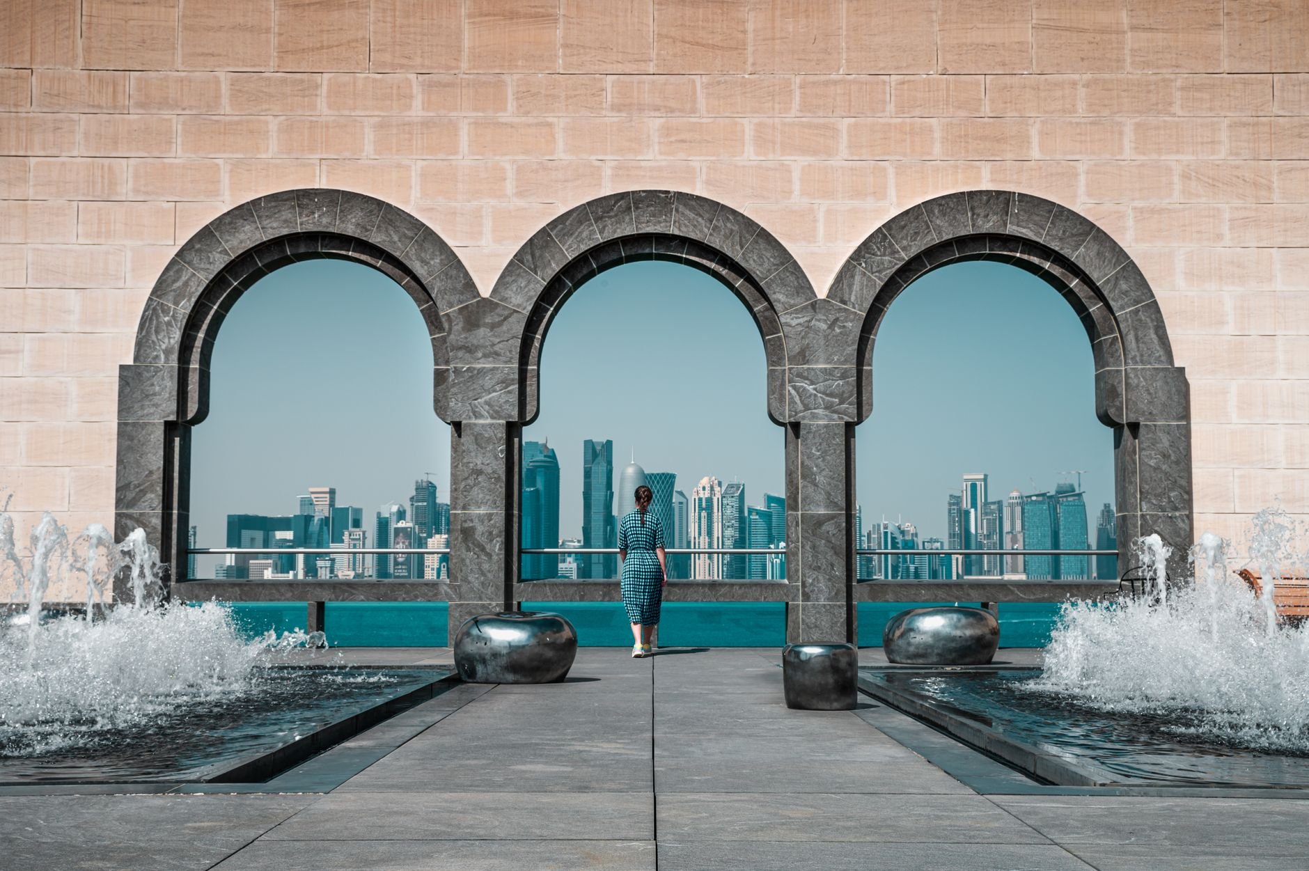 Your First Job in Qatar: A Fresh Graduate's Guide