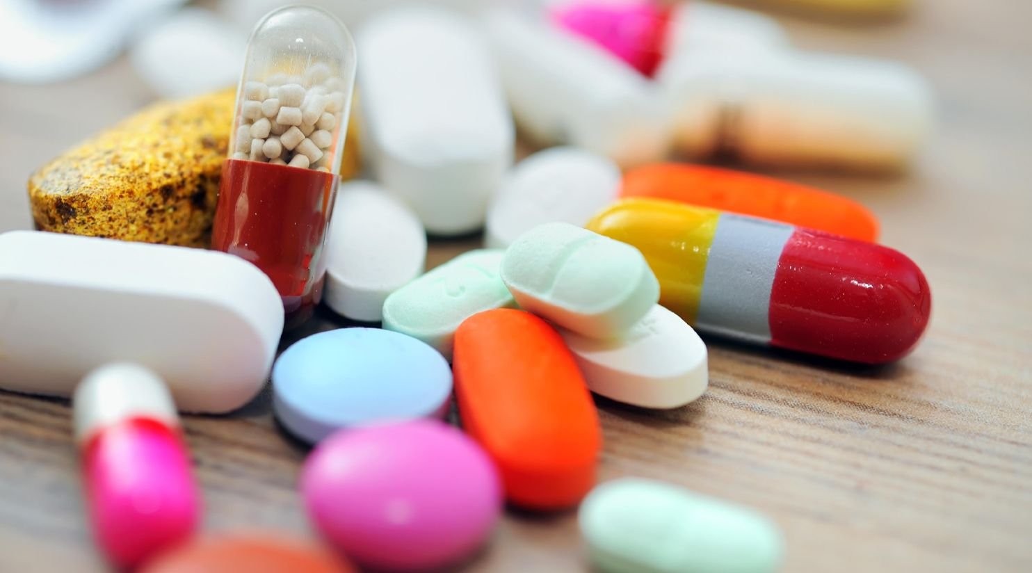 MoPH issues guidance on 140 controlled medicines under electronic travel permit system