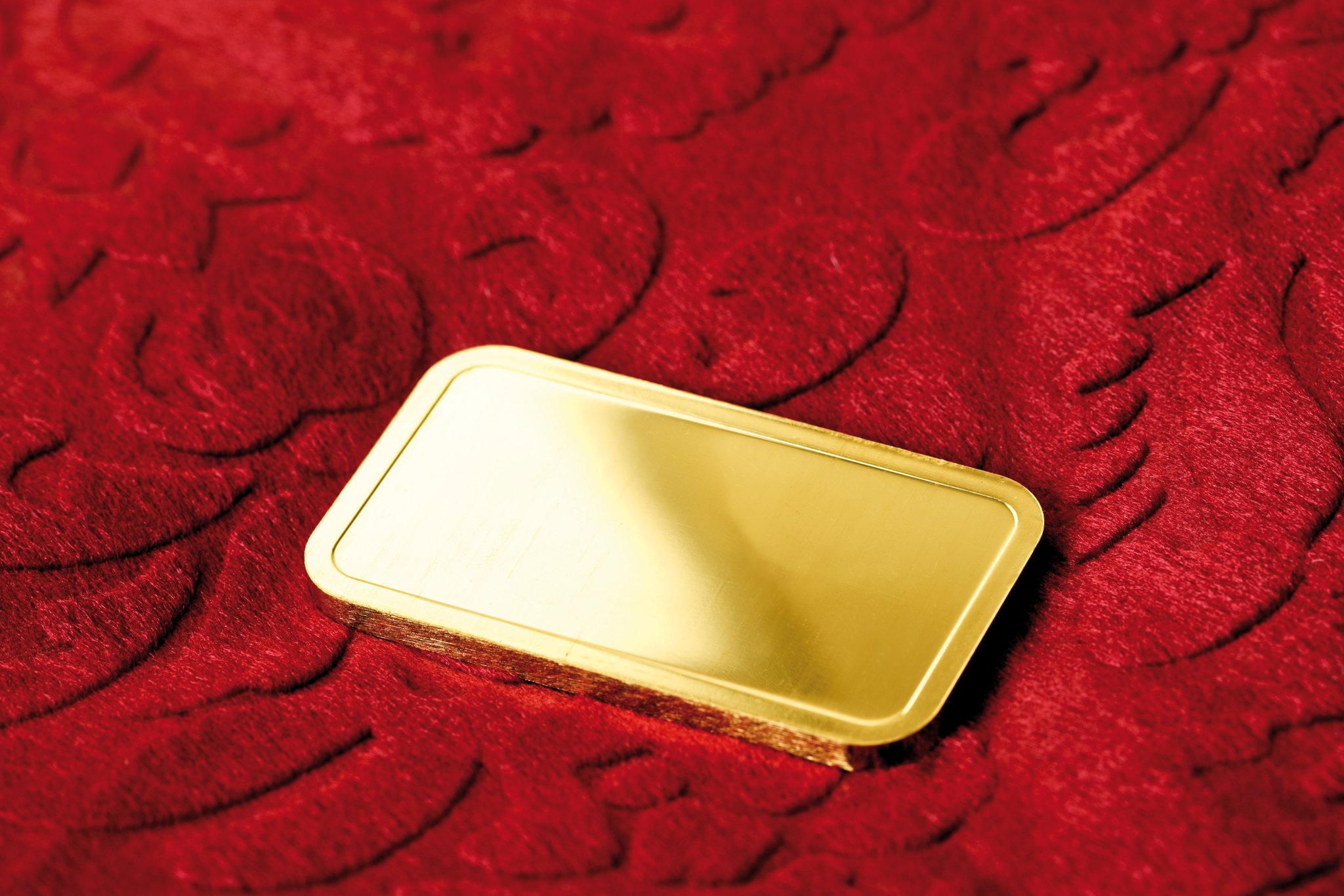 Gold prices in Qatar fall 2.64% this week