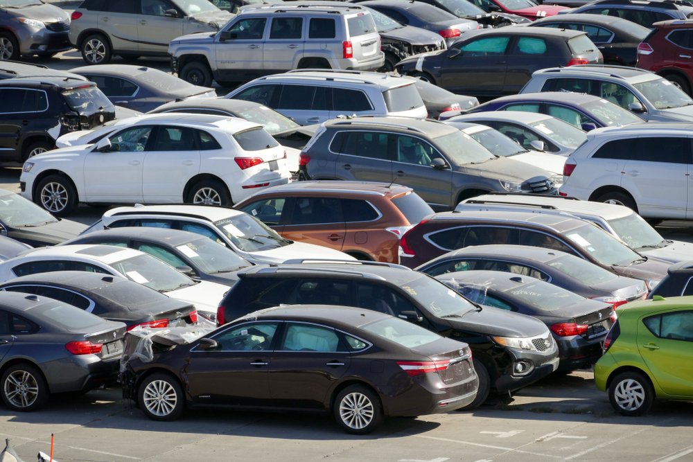 Qatar announces online auction for impounded vehicles through Soum app