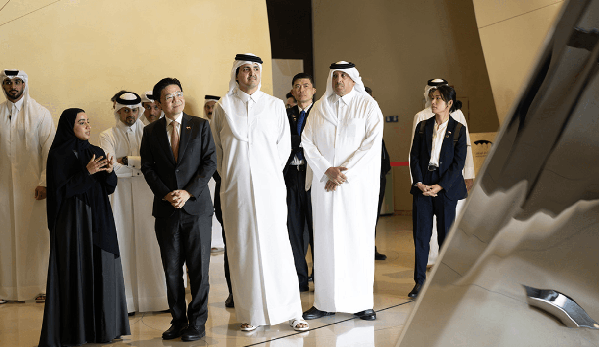 Singapore Prime Minister Visits National Museum of Qatar