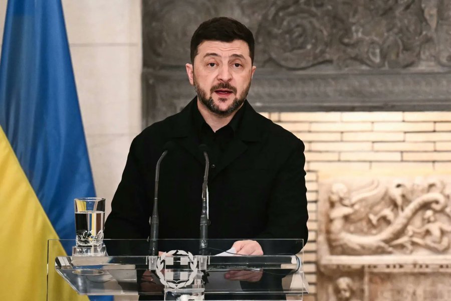 Ukrainian president confirms Ukrainian-Russian-American meeting to be held next November