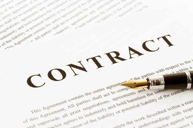 What to Check Before Signing a Business Contract Qatar