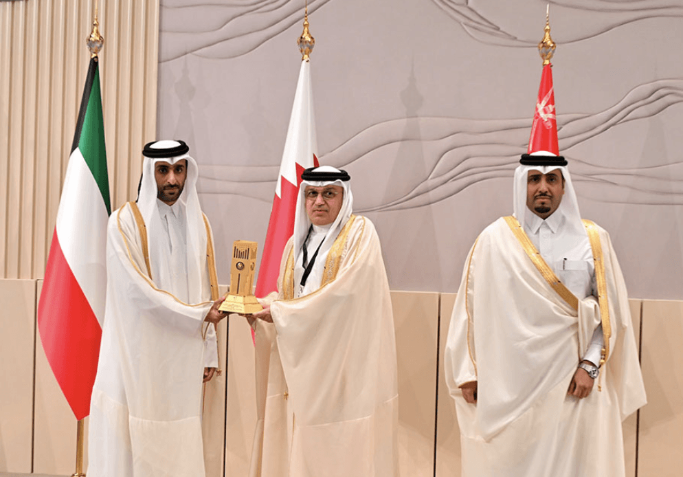 Qatari Official Receives GCC Excellence Award for Legislative Work
