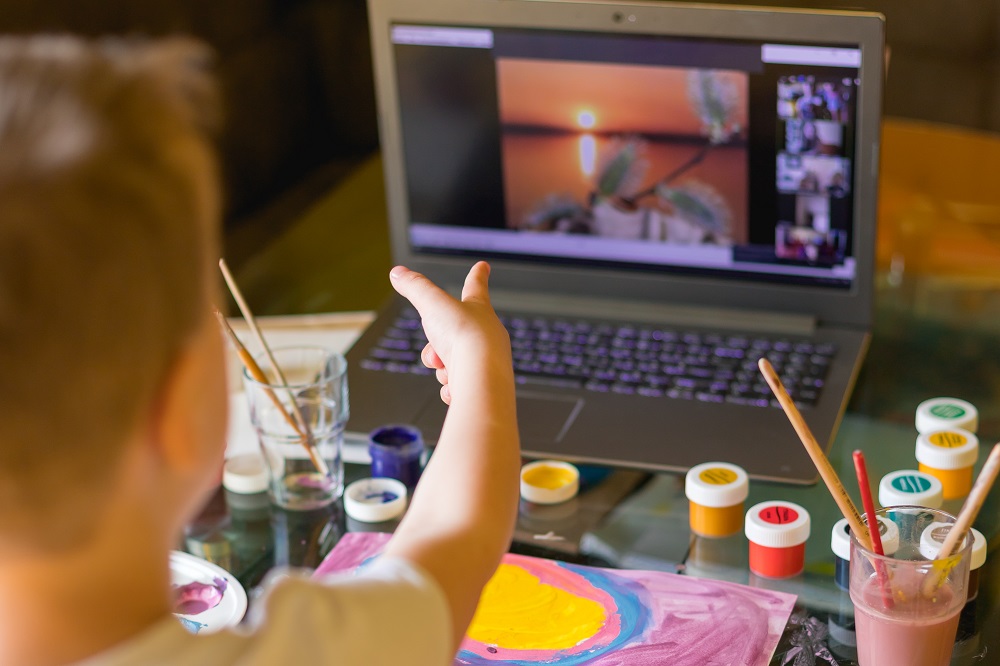 How to reduce screen time for children
