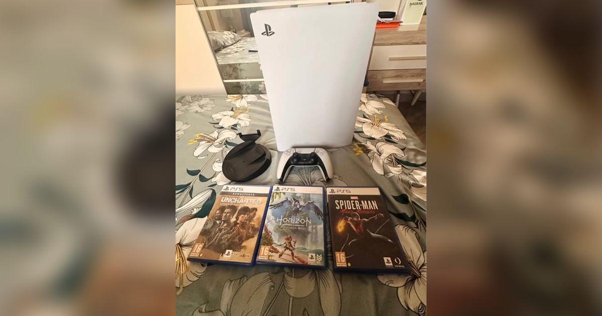 Moving Game Ps5 Sony PlayStation 5 (PS5) + 3 Games + Controller St | Items | Qatar ...